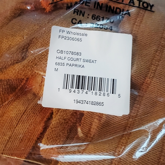 Free People Movement 10 Piece Reseller Box - Picture 3 of 5